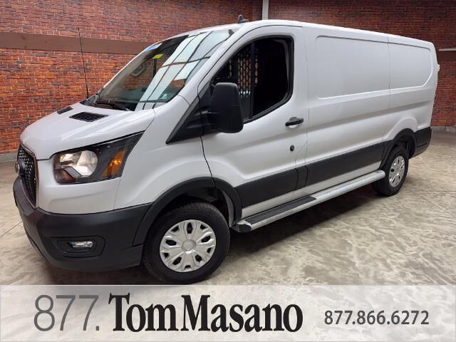 2025 Ford Transit 250