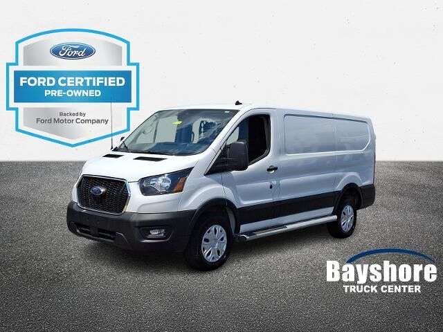 2025 Ford Transit 250