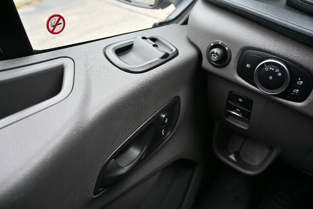 2025 Ford Transit 250