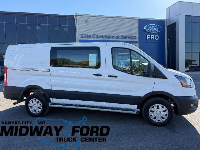 2025 Ford Transit 250