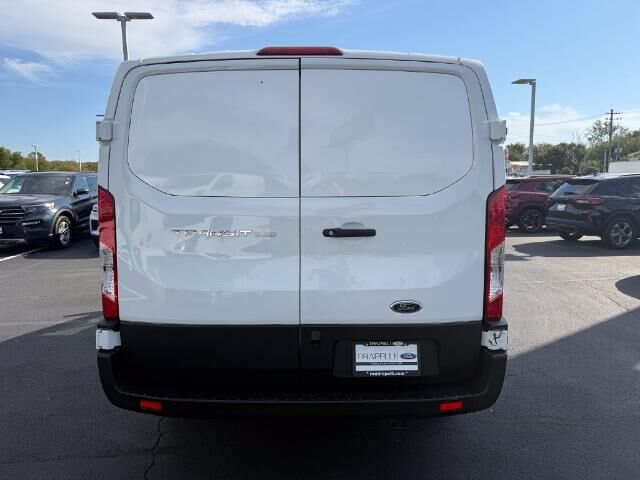 2025 Ford Transit 250