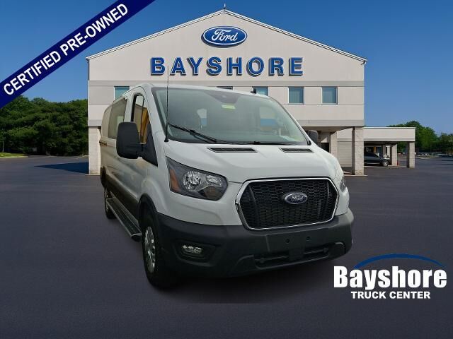 2025 Ford Transit 250 — photo 1 of 13