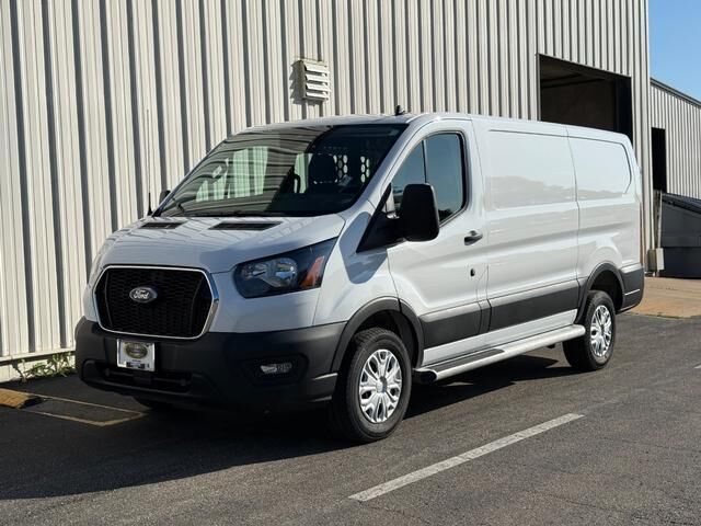 2025 Ford Transit 250