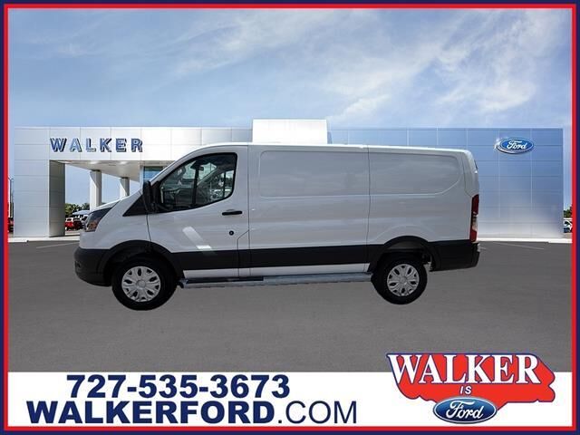 2025 Ford Transit 250