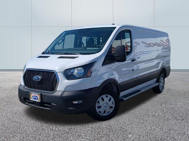 2025 Ford Transit 250