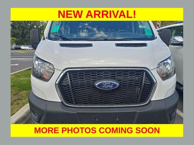 2025 Ford Transit Cargo Van Base