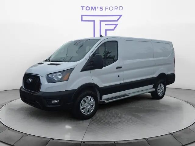 2025 Ford Transit 250