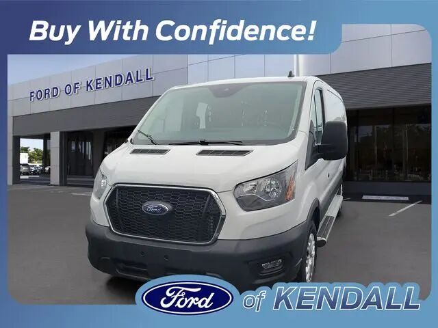 2025 Ford Transit 250 — photo 1 of 8