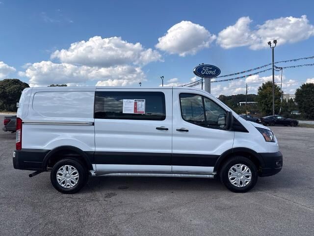 2025 Ford Transit 250