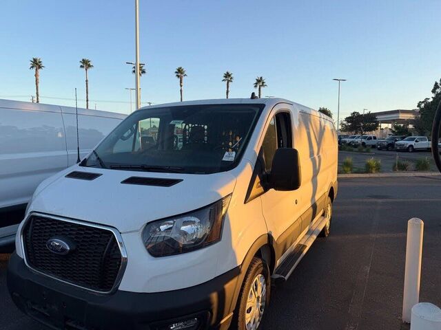 2025 Ford Transit 250