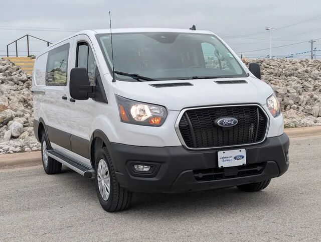2025 Ford Transit 250