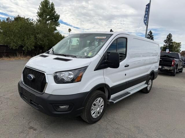 2025 Ford Transit 250