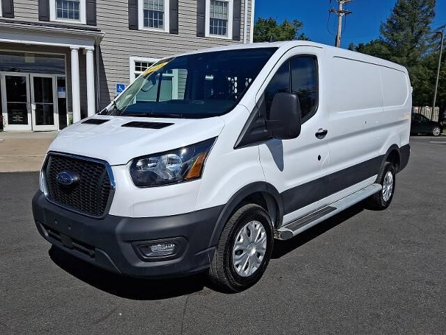 2025 Ford Transit 250