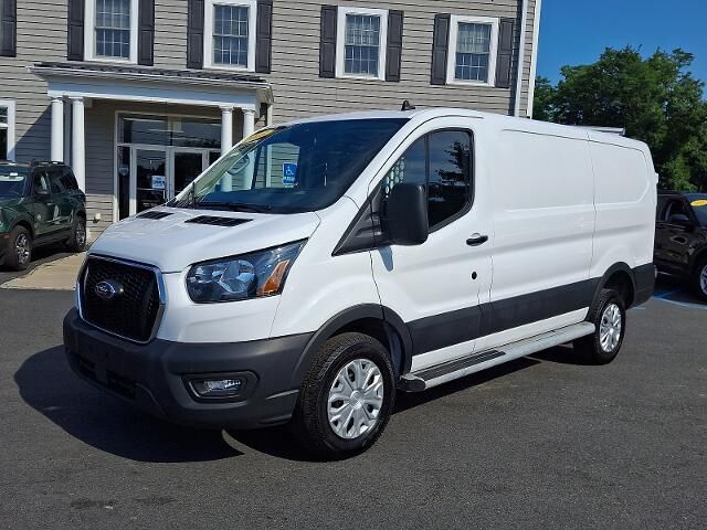 2025 Ford Transit 250