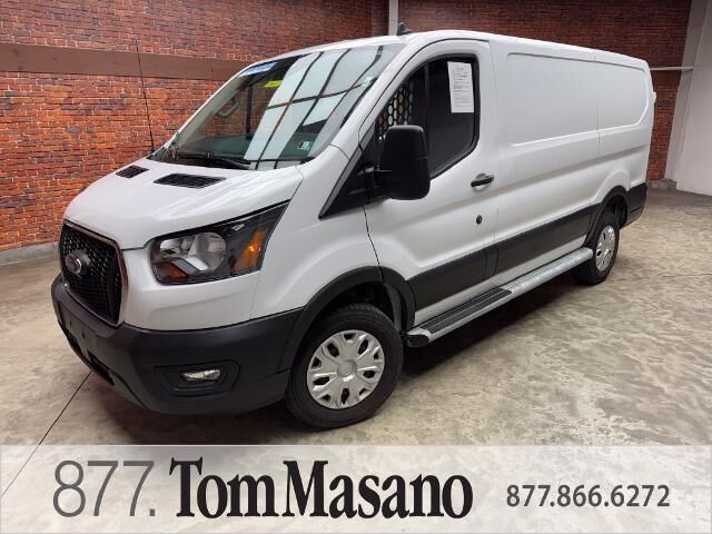 2025 Ford Transit 250