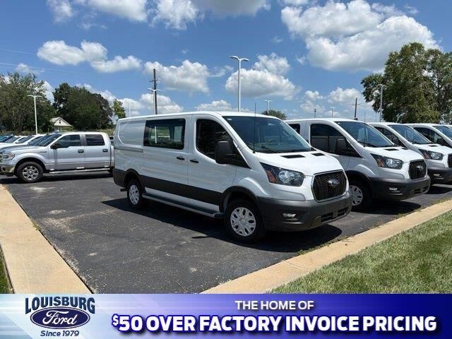 2025 Ford Transit 250