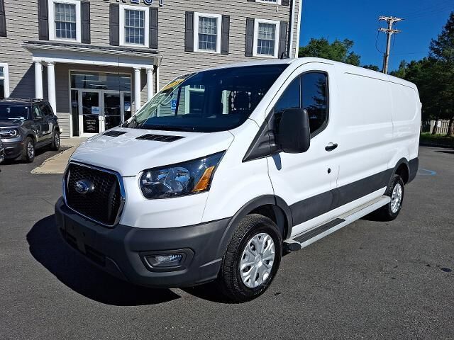 2025 Ford Transit 250