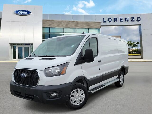 2025 Ford Transit 250