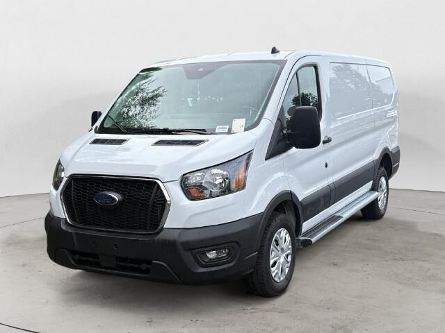 2025 Ford Transit 250