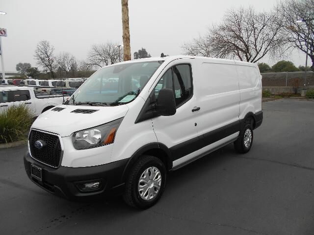 2025 Ford Transit 250
