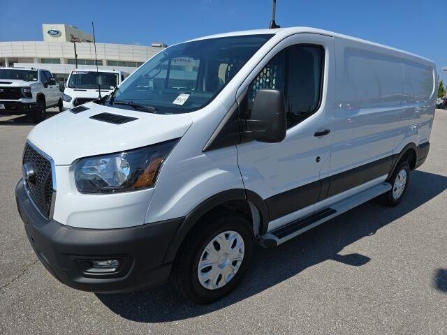 2025 Ford Transit 250