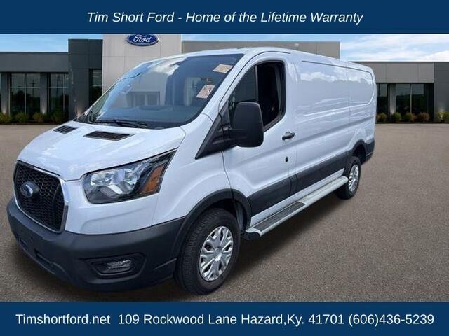 2025 Ford Transit 250