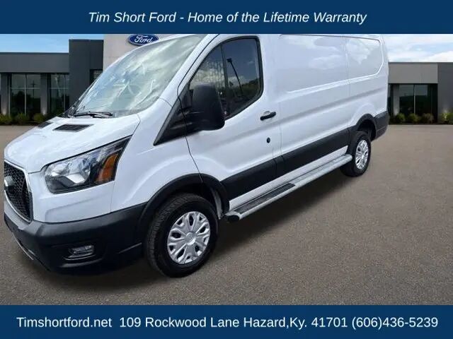 2025 Ford Transit 250