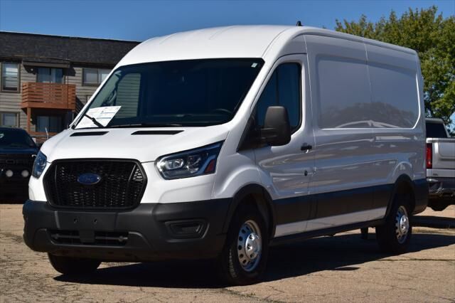 2025 Ford Transit 250