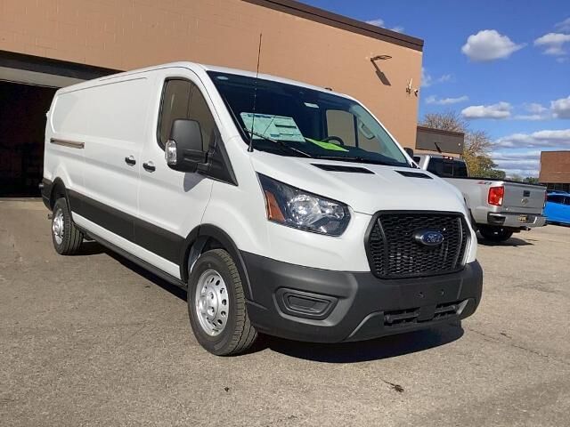 2025 Ford Transit 250