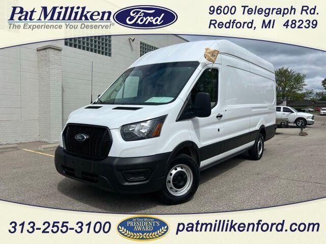 2025 Ford Transit 250 — photo 1 of 13