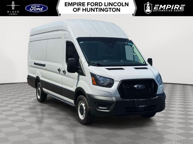 2025 Ford Transit 250