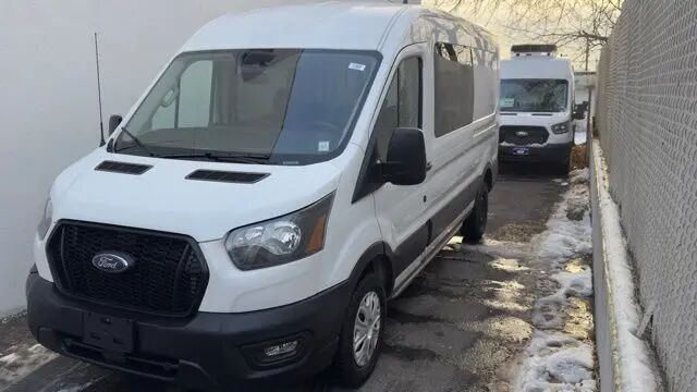 2021 Ford Transit 350 — photo 1 of 12