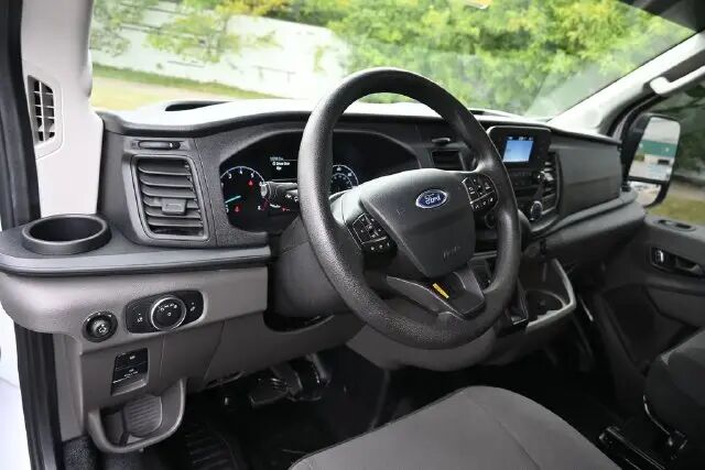 2025 Ford Transit 350