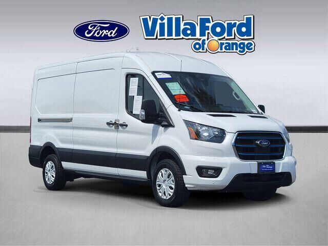 2022 Ford E-Transit 350