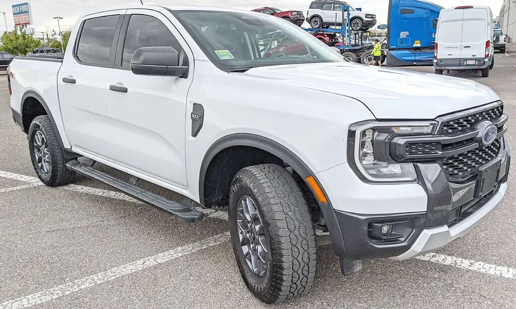 2025 Ford Ranger XLT — photo 1 of 13