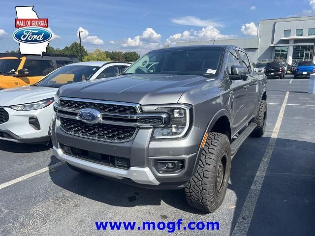 2025 Ford Ranger Lariat — photo 1 of 8