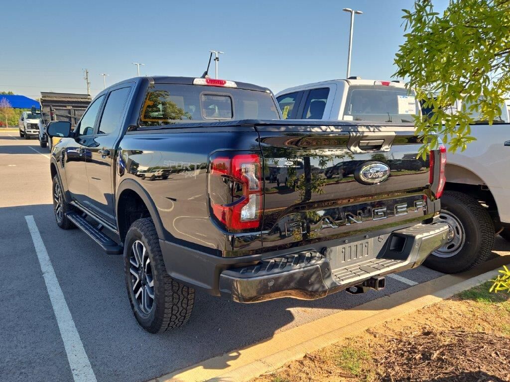 2025 Ford Ranger Lariat — photo 1 of 12