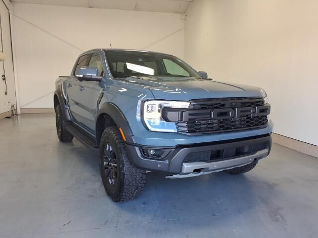 2025 Ford Ranger Raptor — photo 1 of 26
