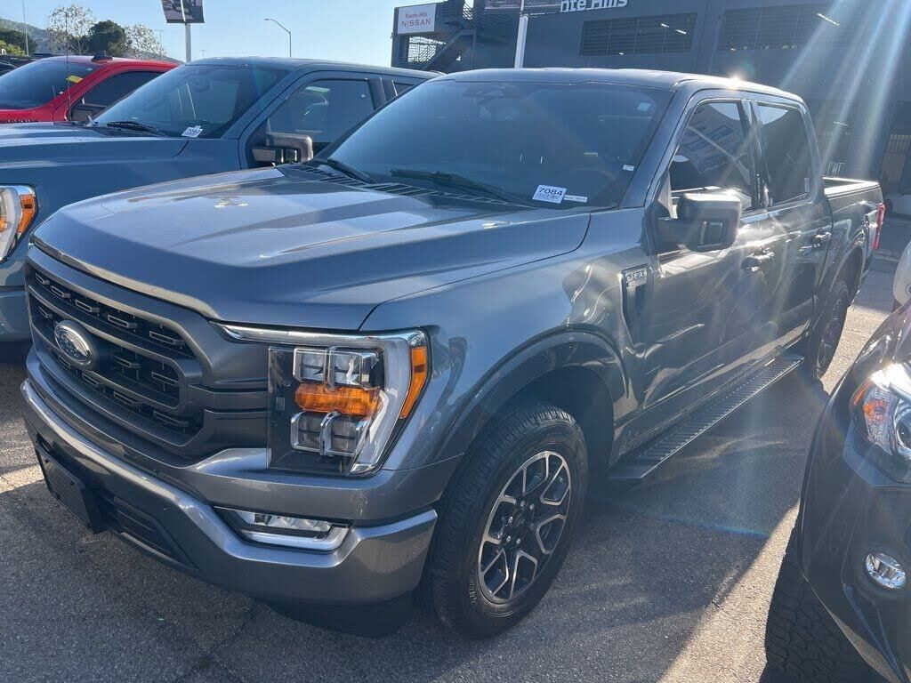 2023 Ford F-150 XLT — photo 1 of 2