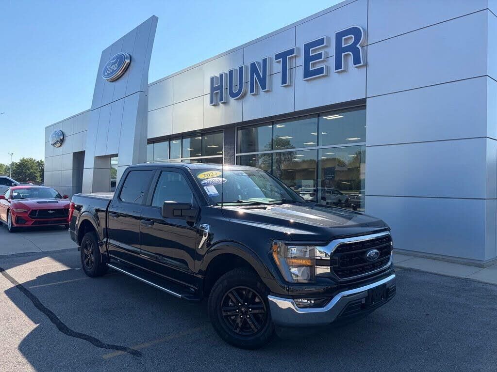2023 Ford F-150 XLT — photo 1 of 3