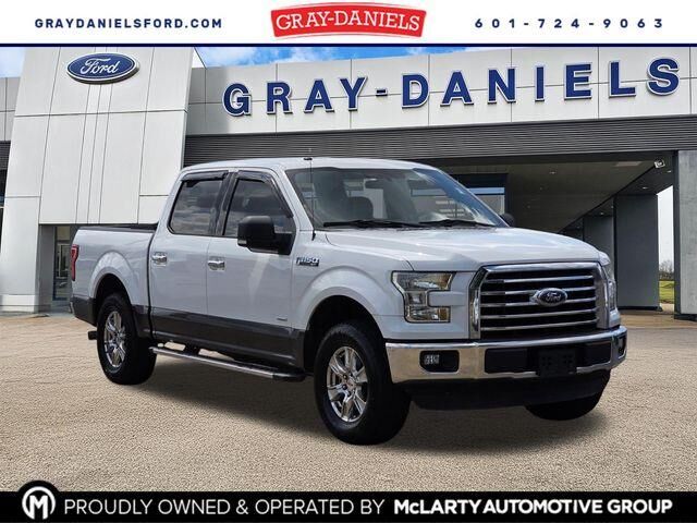 2015 Ford F-150 XLT — photo 1 of 13