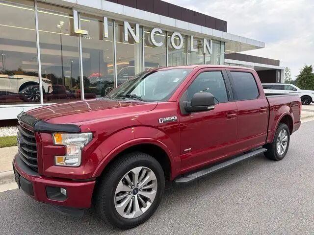 2015 Ford F-150 XLT — photo 1 of 13