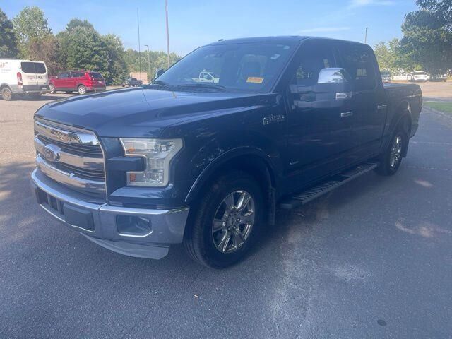 2015 Ford F-150 Lariat — photo 1 of 12
