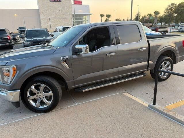 2021 Ford F-150 Lariat — photo 1 of 1