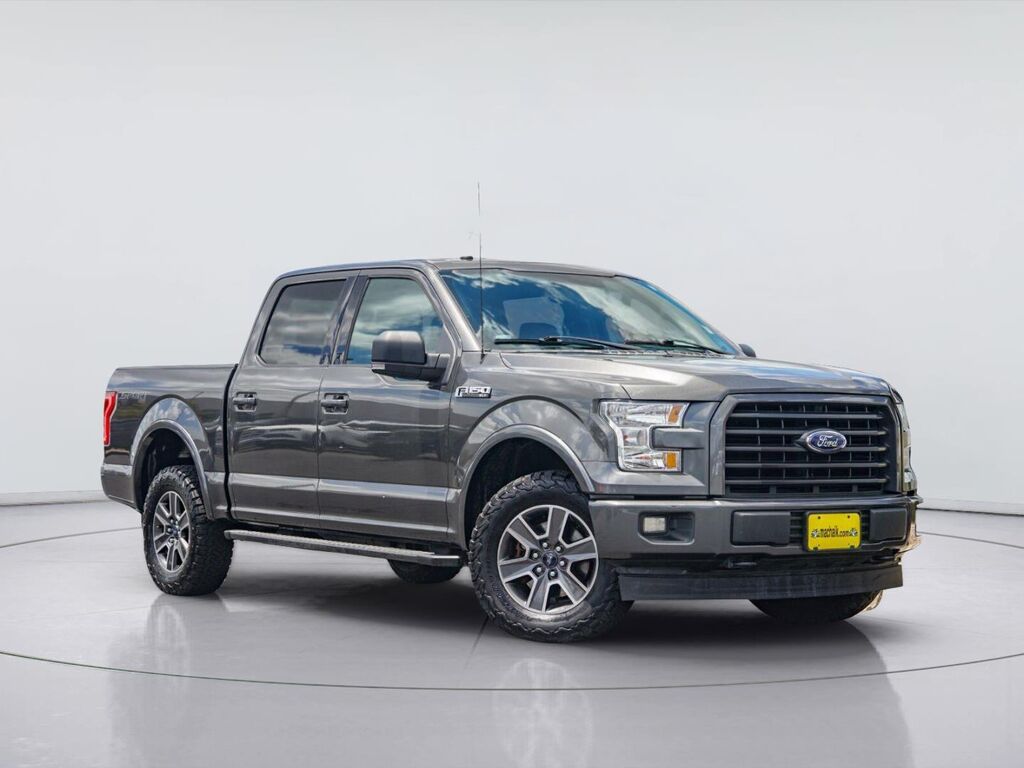2017 Ford F-150 Lariat — photo 1 of 2