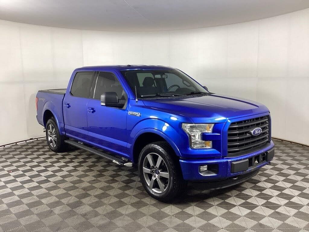 2015 Ford F-150 XLT — photo 1 of 28