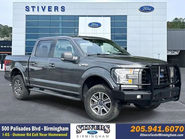 2017 Ford F-150 XLT — photo 1 of 13