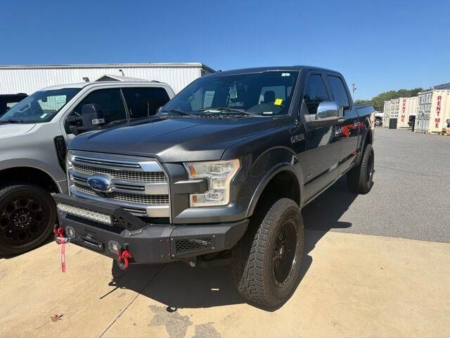 2016 Ford F-150 Platinum — photo 1 of 13
