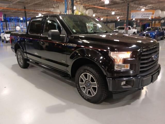2017 Ford F-150 XLT — photo 1 of 13