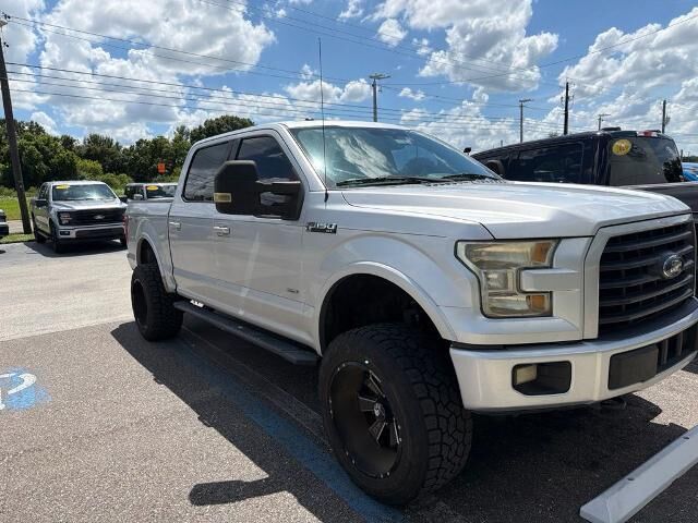 2015 Ford F-150 XLT — photo 1 of 26